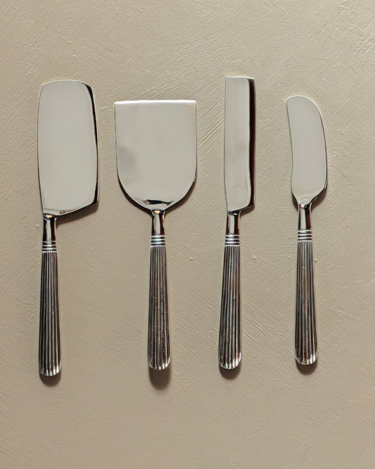 Doric Cheese Knives Silver - Set of 4