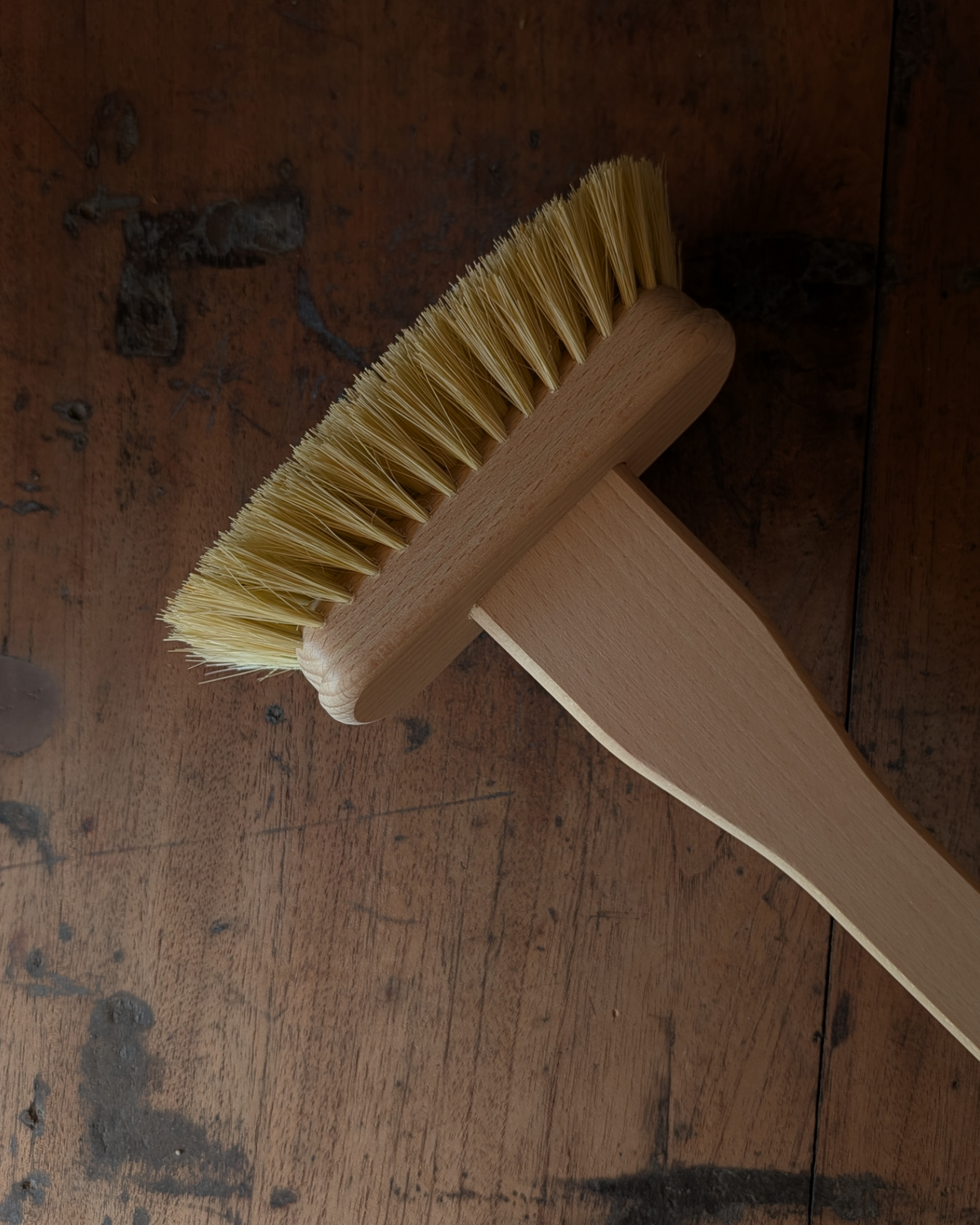 Beechwood Bath Tub Brush